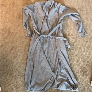 Maternity lounge robe